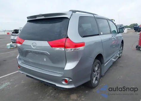 2014 Toyota Sienna Se 8 Passenger z USA, uszkodzony, nr VIN 5TDXK3DC6ES421515